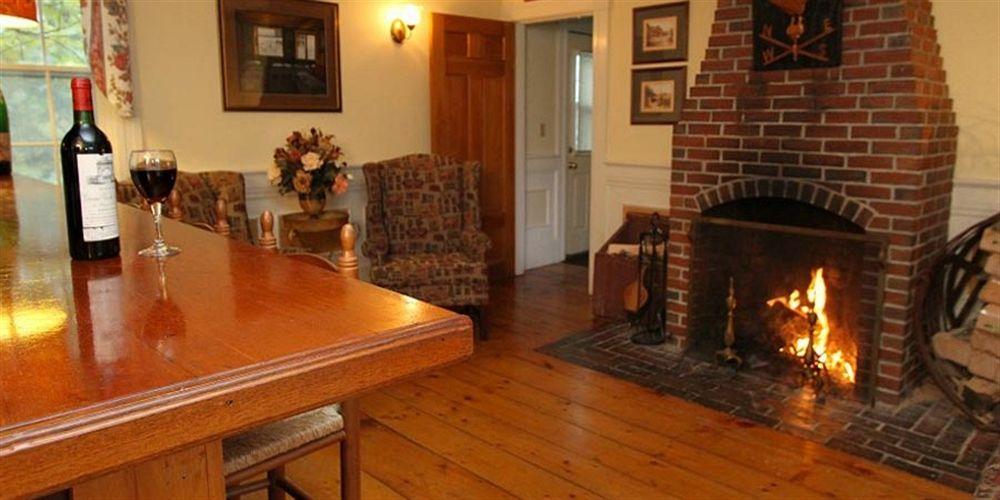 Youngtown Inn Lincolnville Ngoại thất bức ảnh